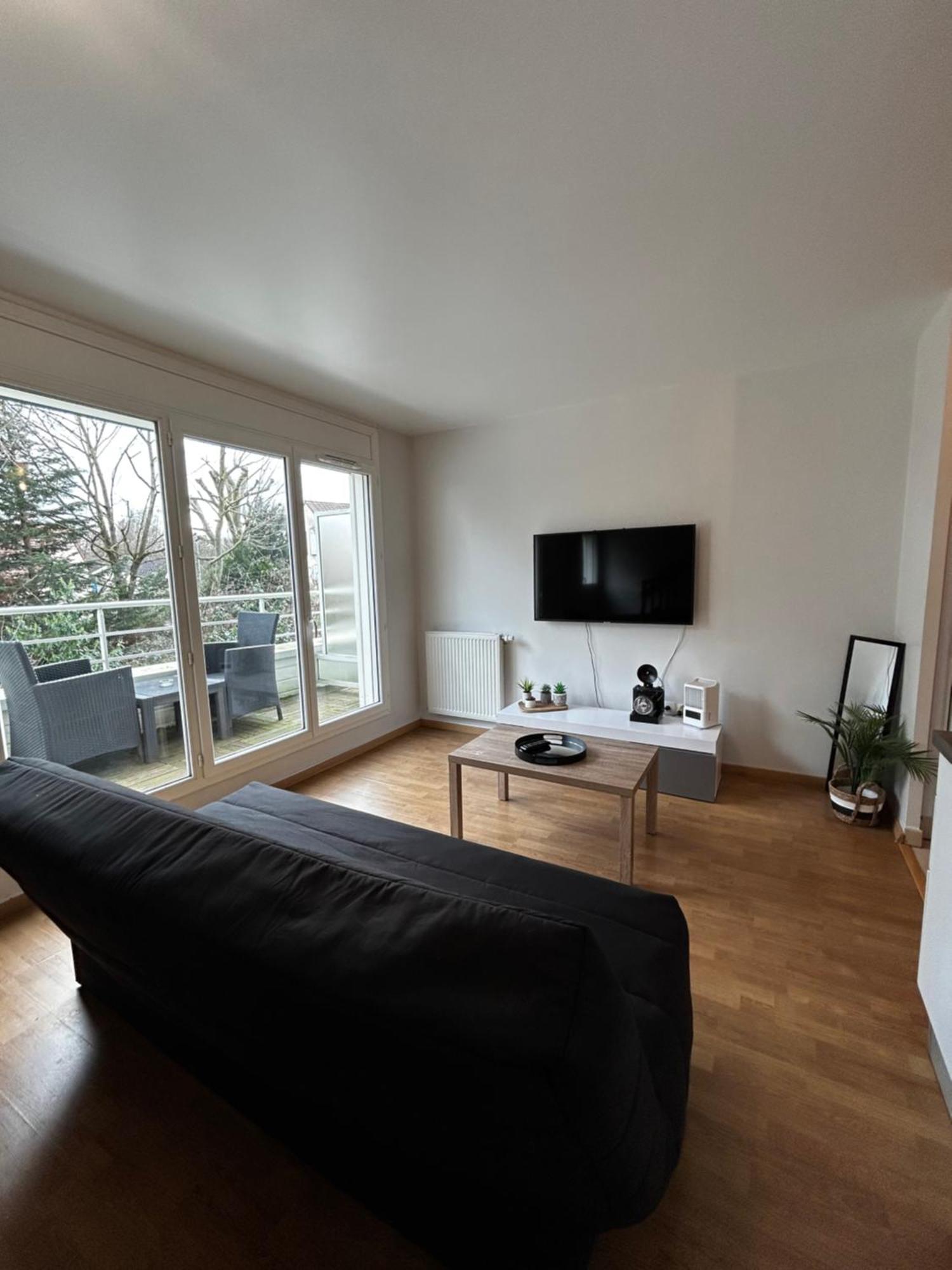 Duplex Lumineux Tout Equipe/Rer D/Balcon/Parking Corbeil-Essonnes Extérieur photo